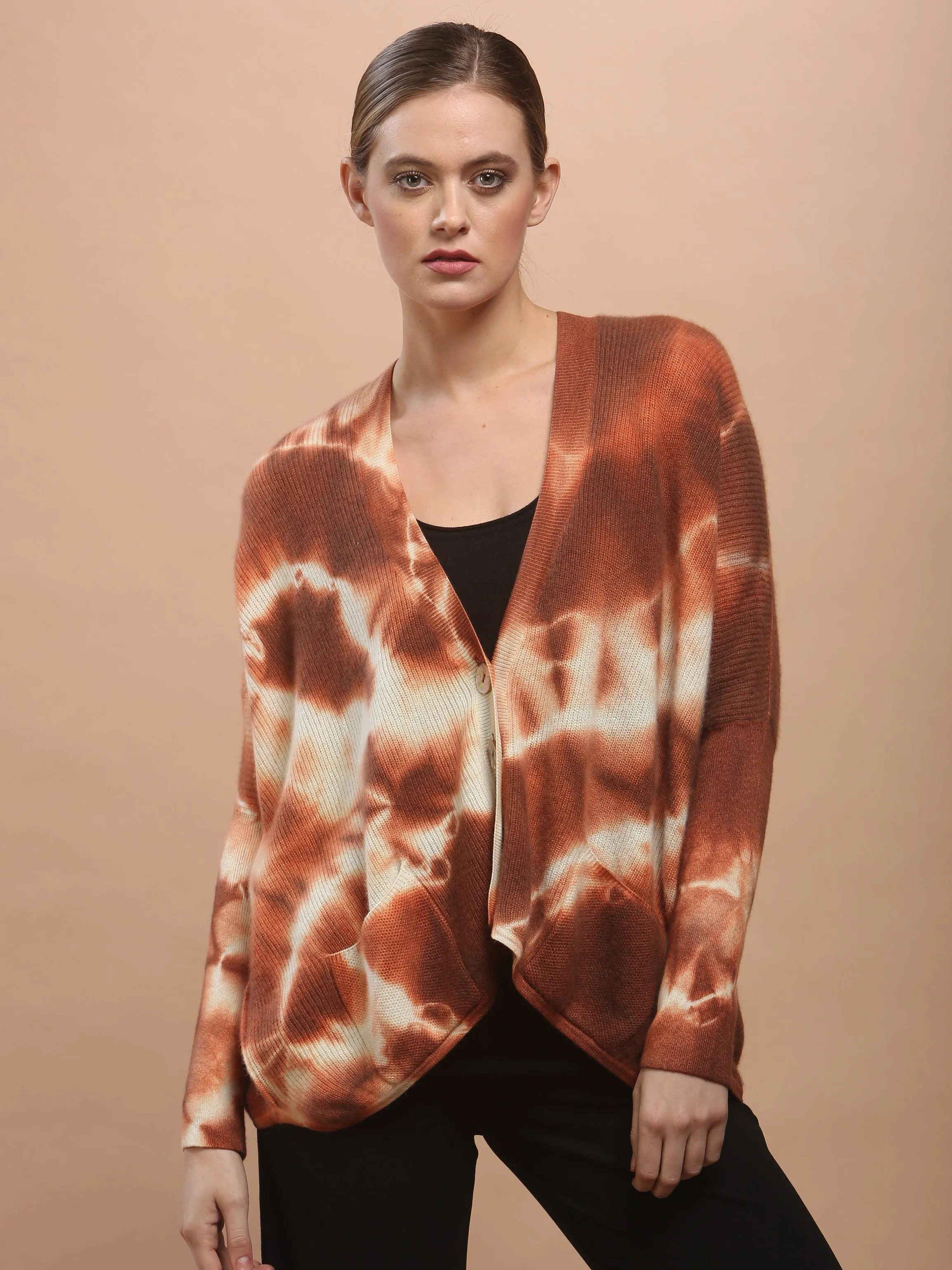 Hand Dye Oversized Cardigan in Mongolia Cashmere