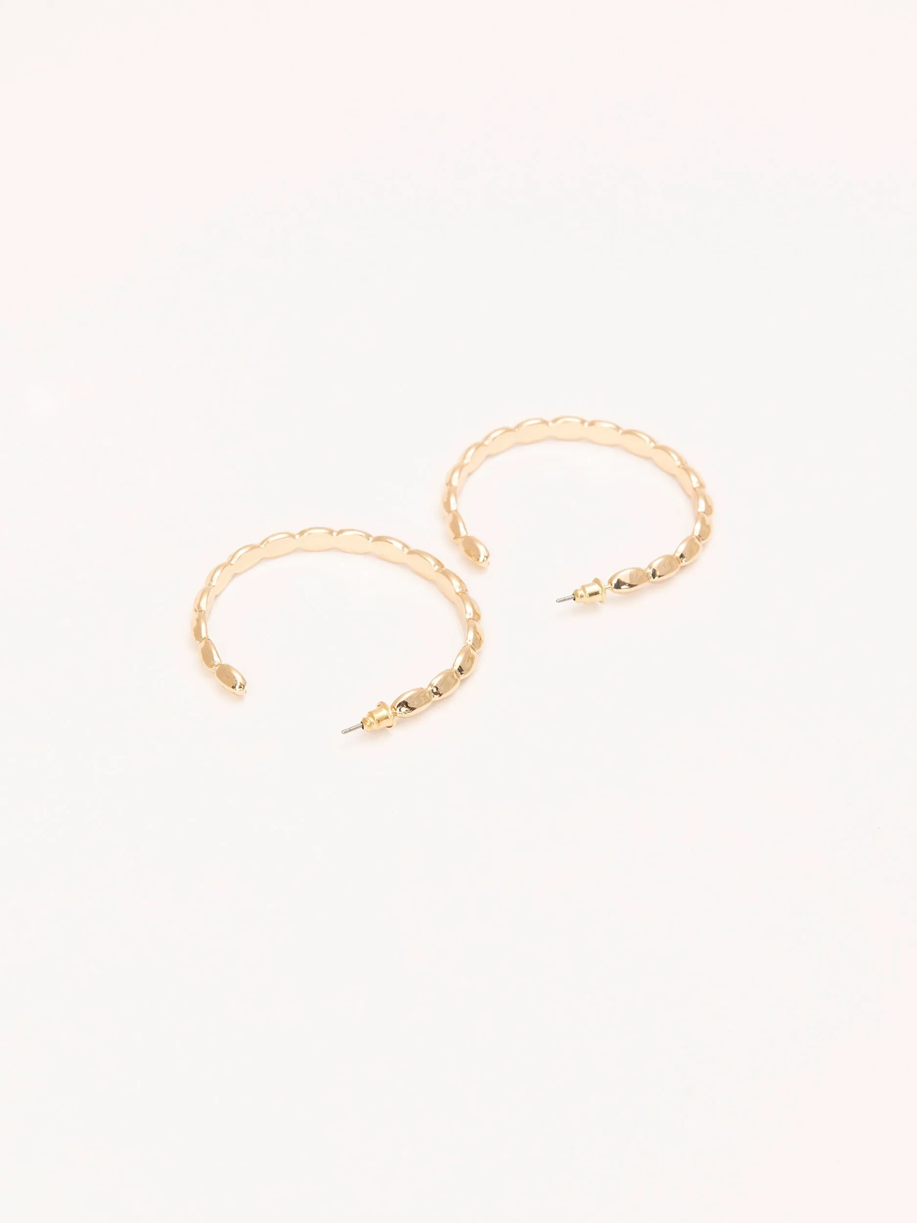 Metallic C-Hoop Earrings