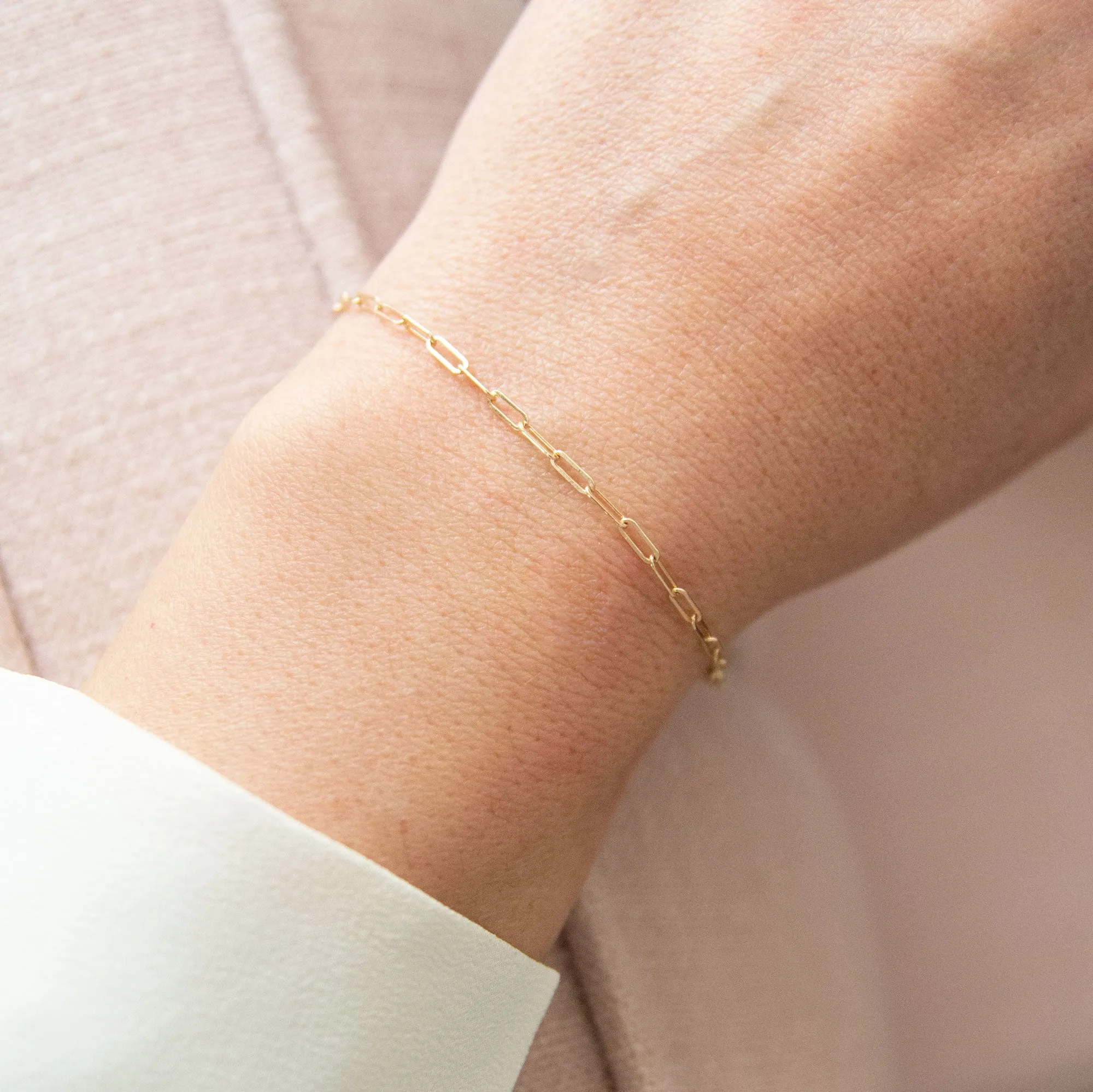 Paperclip Chain Bracelet - Dainty Weight